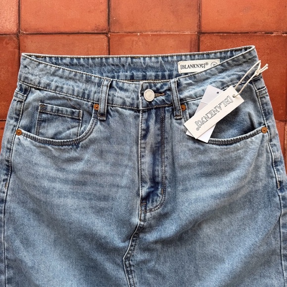 Sz 26 Blank NYC In My Mind Denim Light Wash Maxi Slit Skirt NWT - Picture 3 of 6